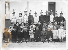ECOLE DE BURDEAU GARCONS 1953 XXX